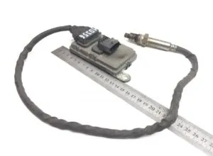 Nox sensor for volvo, oem codes: 7422827993, 22219283, 22315990, 22827993, 21984358, 201567736, 21387788, 20873395, 20873117, 20751663, 21567736, 85023781, 85029781