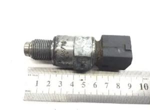Speed sensor tachograph volvo 1594138 8150500
