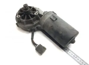 Wiper motor scania 70345684/22672623/1519529/98480223/a0018202042/0018202042/3093014/0390442451/30038263/17