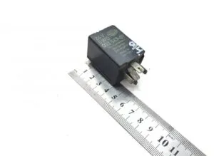 Headlight relay 24v hella 5wd 003 547-01