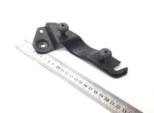 Left sunshade support scania 1355669-11 – with screws and ruler for dimensions
