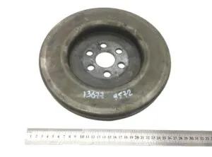 Crankshaft balancing wheel scania 13677-9572