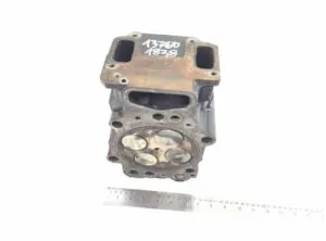 Scania cylinder head 13760 1838