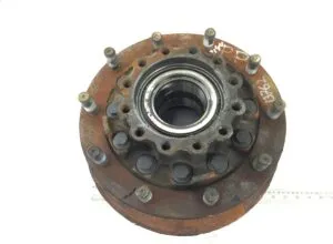 Right drive axle disc brake wheel hub iveco