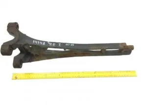 Exhaust pipe support daf 1850521 13”