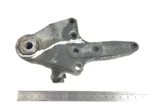 Leaf spring support front/rear axle left volvo 21575593