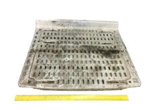 Daf frame cover plate 1940919