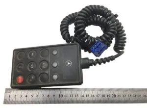 Mercedes axle lift control module a0015458213 a0005458613 0005458613 0015458213 0005458513 a0005458513