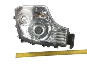 Right headlight mercedes a9608200739 9608200739 12