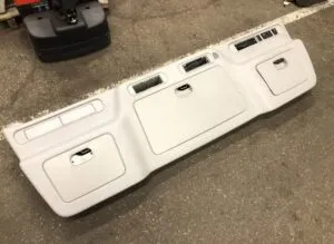 Upper storage compartment front cabin volvo (codes: 20700240, 20360576, 20360577)
