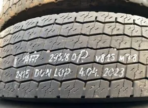 Scania wheel 295/80r22. 5 v8. 25 mt-8 dunlop 04. 04. 2023