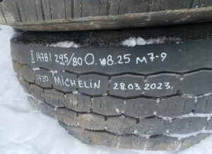 Scania wheel michelin 295/80r22. 5 8. 25 m7-9