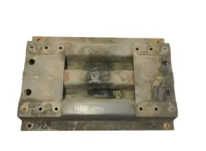 Fifth wheel mounting plate for mercedes – code 662101331, mp331