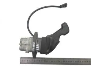 Iveco handbrake valve with attached cable, code 5801477286
