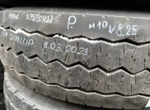 Dunlop tire 295/80r22. 5 m10 v8. 25 8. 03. 2023