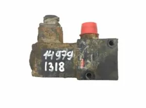 Volvo solenoid valve 3199156 used