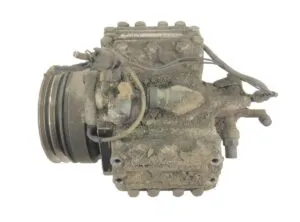 Used ac compressor volvo, codes 21112946, 20871244, 70344872, 21213083, 1756879, 1928383