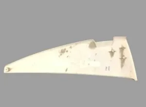 Right upper cabin side spoiler volvo 1062873 1062871
