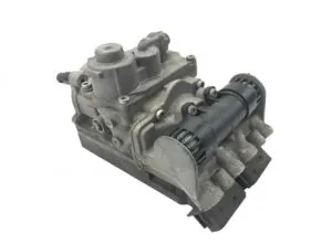 Iveco brake master cylinder 5801998614 5801496089