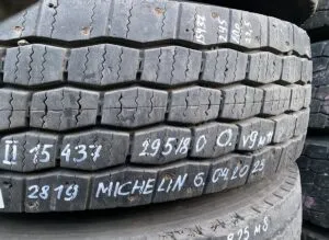 Michelin wheel 295/80 r22. 5