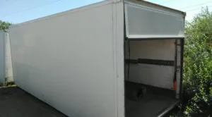 Cargo transport box for truck