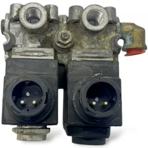 Double solenoid valve volvo 1078316 7401078316 3165144