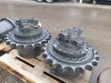 Final drive for Kobelco SK 210 excavator