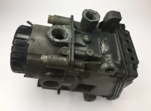 Ebs valve left front axle scania 1499799 / 1405606 / 1423910