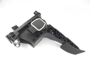 Throttle pedal with position sensor for mercedes – codes: a9403000004, a9603000004, a9433010002, 9403000004, 9603000004, 9433010002