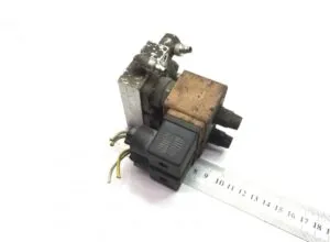 Solenoid valve volvo 3098453 481865c2f-11
