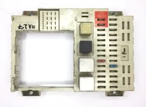 Man fuse panel 8125444 6074 81254446074 13