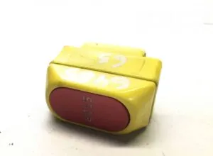Yellow stop button, volvo 20753328