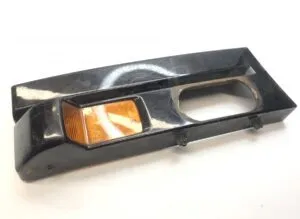 Small right step plate, made of plastic, for scania