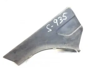 Plastic cap between cabin and mudguard, left rear scania – 1364665