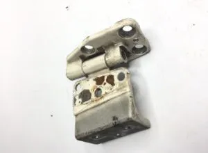 Right upper door hinge volvo