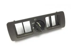 Headlight switch panel and air vents volvo 8191679
