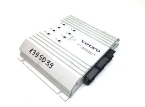 Volvo audio amplifier 1395039 vaa-02