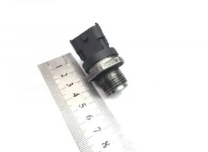 Fuel pressure sensor man – codes 5127421-0178, 5127421-0229, 5127421-0230, 5127421-0236, 7420792328, 20792328, 504152959