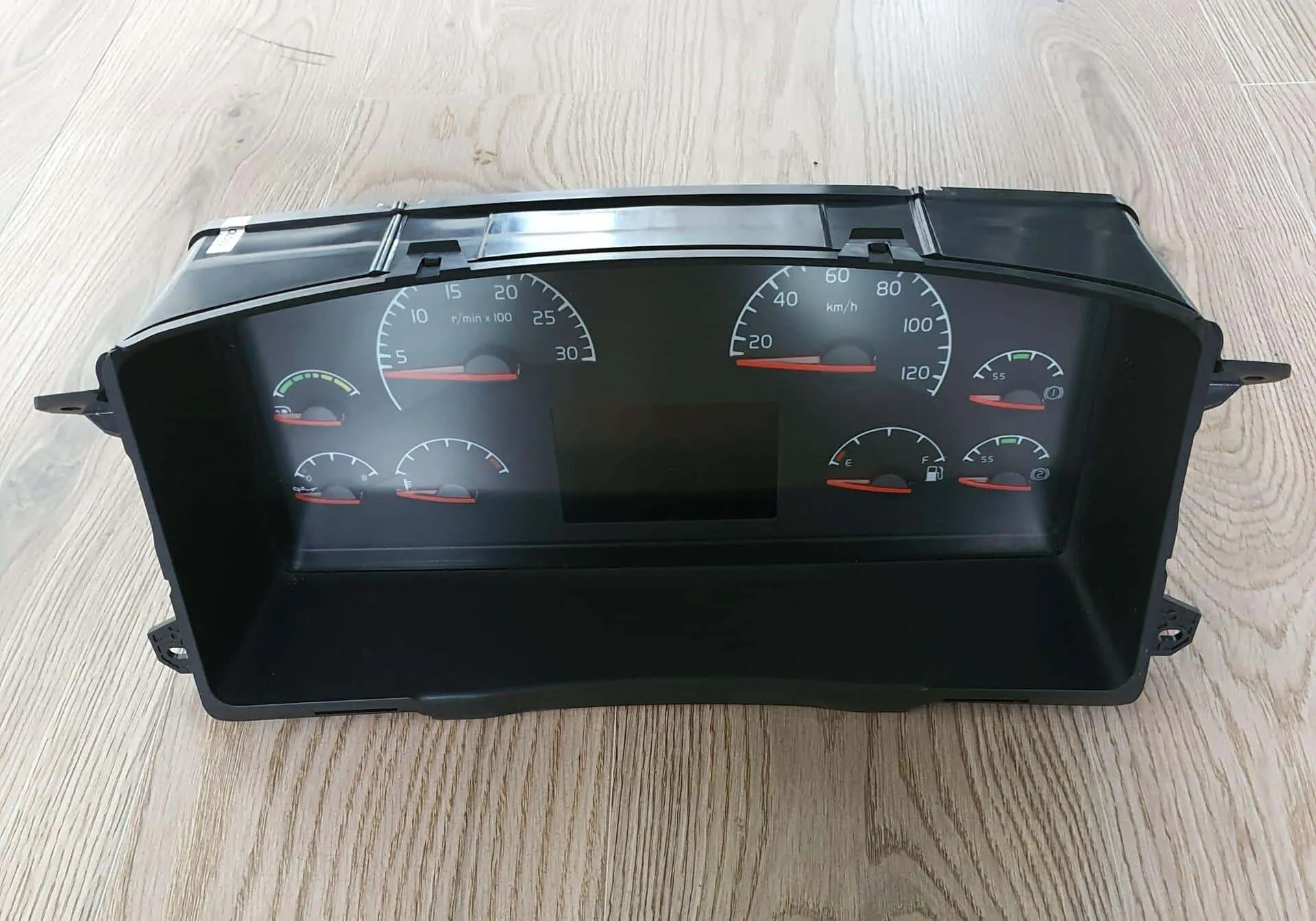 Dashboard clocks for Volvo FH13, part code 20739270U