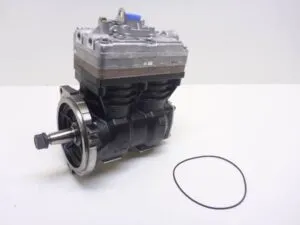 Air compressor for volvo, model 22083113