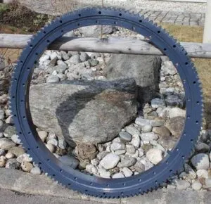 Rotary crown for atlas excavator 1204/1404
