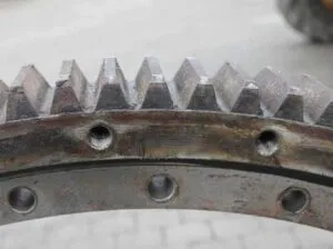 Rotary crown for caterpillar 212 excavator