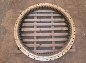 Rotary crown for jcb js70 mini excavator