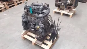 Deutz bf4m1011f engine – second-hand, mounted on pallet
