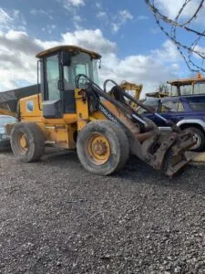 We dismantle jcb 411 front loader, year 2003