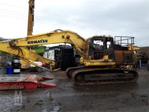Dismantling komatsu pc210-8 excavator – replacement parts available