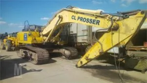 Dismantling komatsu excavator pc340-7