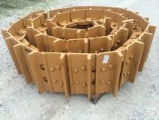 Excavator chain with shoes Komatsu PC220