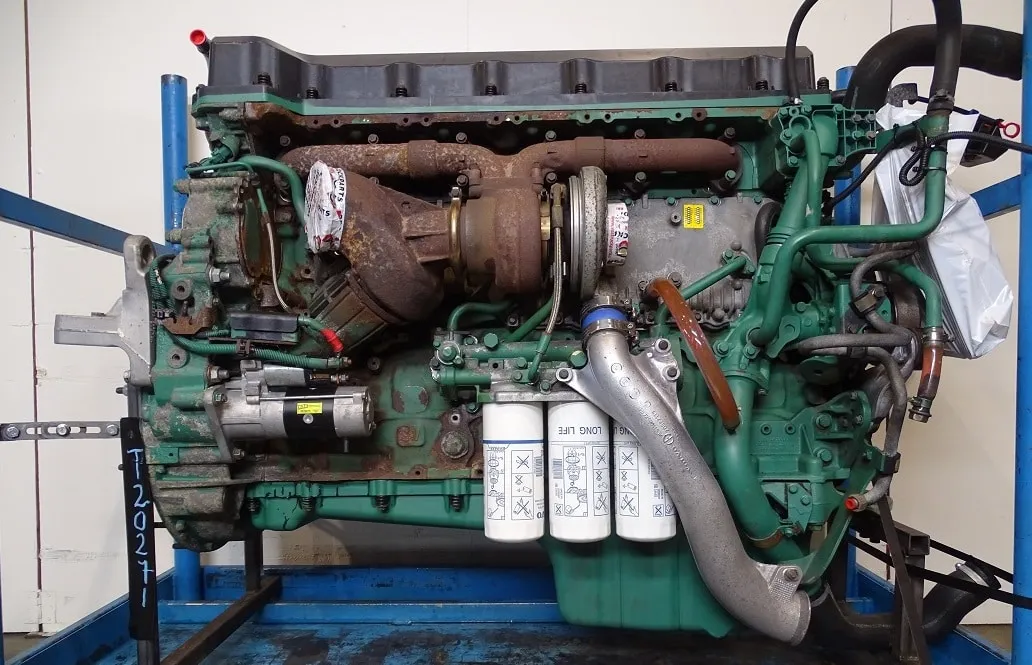 Complete engine Volvo D13A 400 EC06B