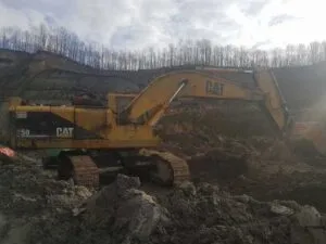 Caterpillar 350 excavator – track parts